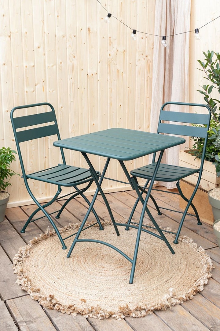 مزایای مبل باغی تاشو