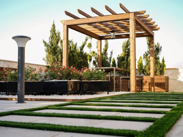 قیمت روف گاردن | قیمت اجرای روف گاردن | هزینه اجرای روف گاردن | هزینه ساخت روف گاردن